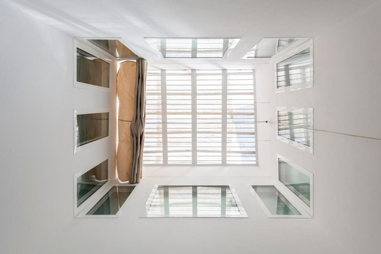 Lepanto Premium Apartments Seville Exterior photo
